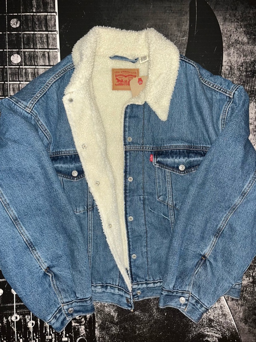 NWT Levi’s 90’s Sherpa Trucker Jacket - Picture 6 of 7
